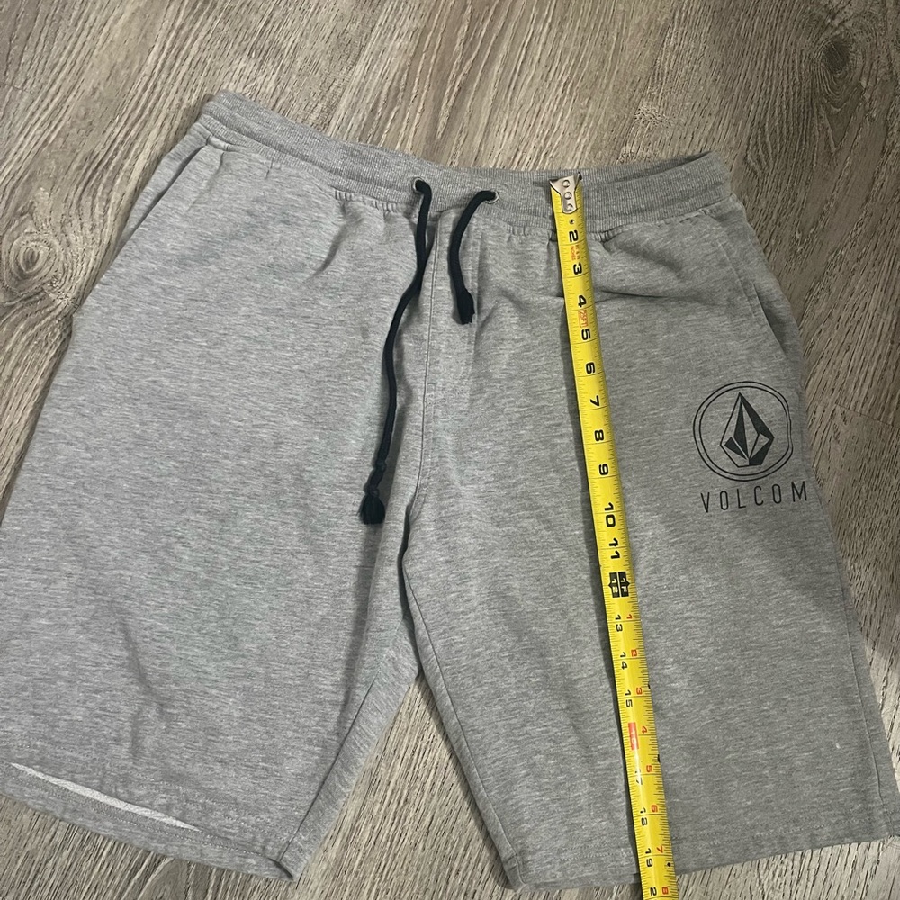 Volcom Men's Grey Shorts
